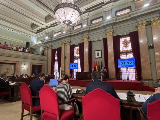 Murcia pone en marcha un plan para sanear sus cuentas los próximos cuatro años 