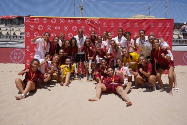 Las selecciones sub-17 y sub-20 femeninas de Murcia ganan sendos títulos nacionales en Cádiz