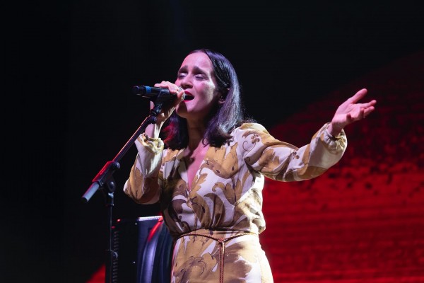 Julieta Venegas estrena el festival La Mar de Músicas haciendo retumbar Cartagena