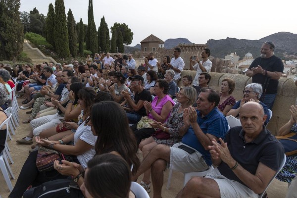 Momentos para los testimonios, la filosofía y la poesía en La Mar de Músicas: desde Paone a Jarauta