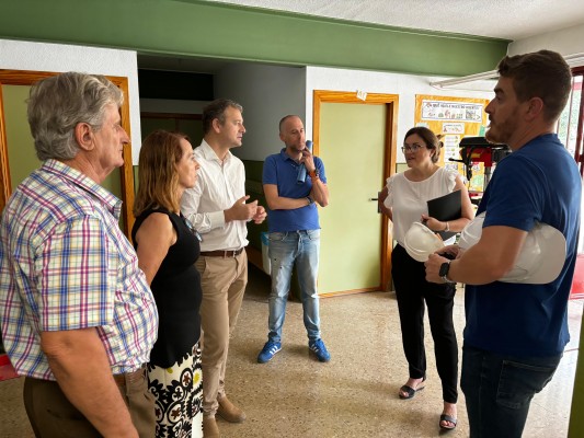 El Ayuntamiento de Murcia sustituye el fibrocemento por placas solares en 12 colegios públicos