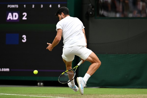 Un Alcaraz creciente también remonta ante Paul y buscará la final de Wimbledon ante Medvedev 