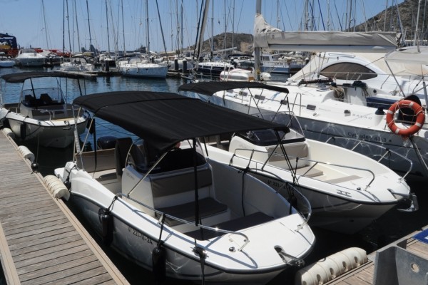 El Freedom Boat Club, que cuenta con más de 400 bases y 50.000 socios en todo el mundo, se establece en el Yatch Port