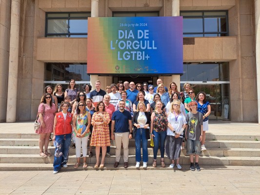 Castellón defiende los derechos del colectivo LGTBI con actos reivindicativos por toda la provincia