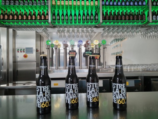 La nueva 'estrella' que ha venido a quedarse: Reserva 60 Aniversario se suma a la familia de Estrella de Levante