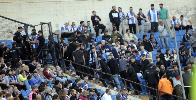 La Policía levanta acta a tres integrantes de la Grada de Animación del estadio Rico Pérez