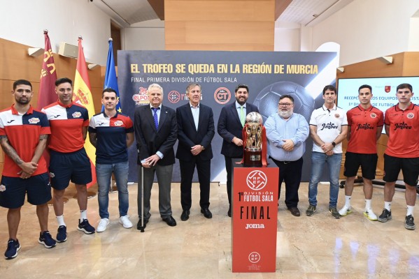 López Miras, ante ElPozo-Jimbee: 
