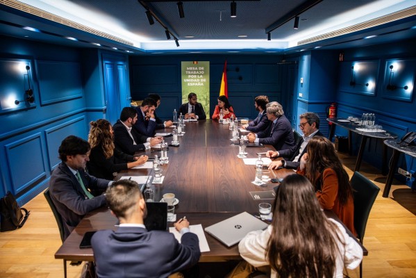 Vox activa el frente judicial contra la amnistía en los gobiernos autonómicos como la Región