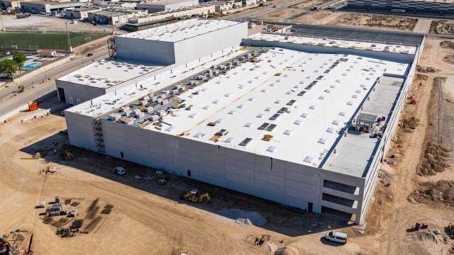 La molinense Eversia comenzará tras el verano el traslado a sus nuevas instalaciones de Lorquí