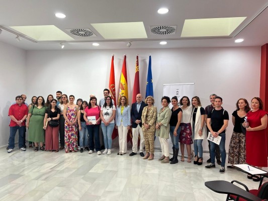 Representantes de más de 30 asociaciones asisten a la constitución de la Mesa Municipal de la Discapacidad

