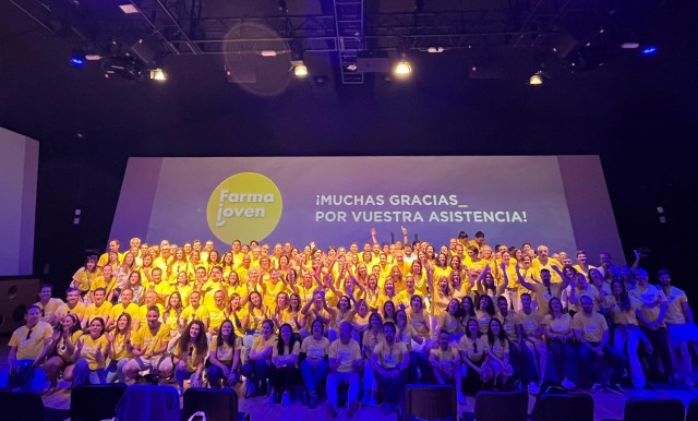 Ayuso reivindica el valor de la unidad ante los 300 asistentes a la V edición de ‘Farmajoven’