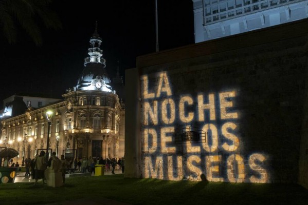 La Noche de los Museos bate el récord y atrae a 50.000 enamorados de la cultura en Cartagena