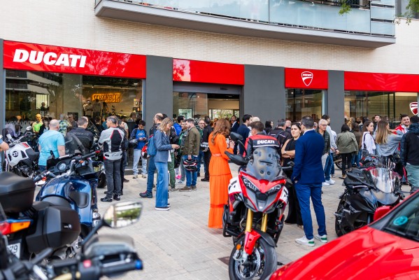 Ducati inaugura nuevas instalaciones en València