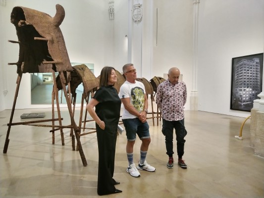 Los 'flechazos' de un coleccionista: Avelino Marín expone más de 50 obras de arte contemporáneo en Verónicas