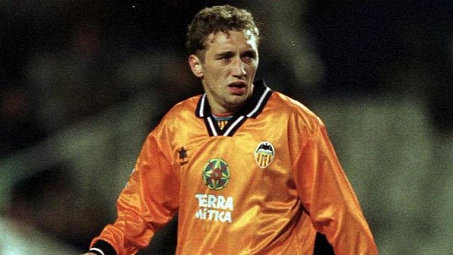 El futbolista antes conocido como Serban