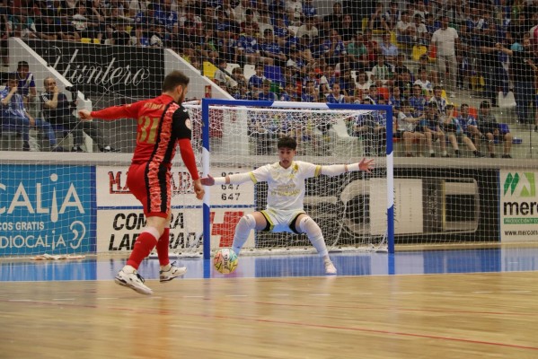 ElPozo vence con apuros en Manzanares pero es segundo y se medirá en cuartos al Valdepeñas