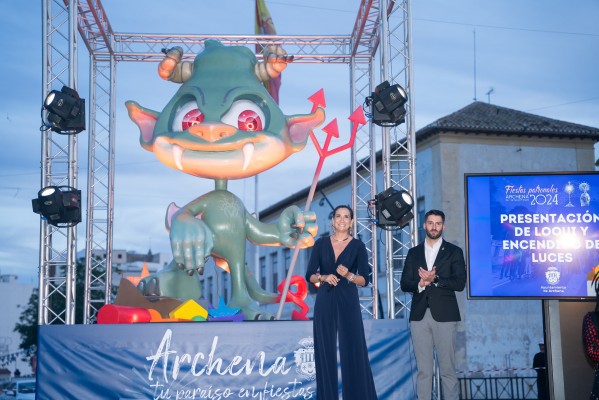 Archena inicia sus fiestas patronales presentando a Loqui, un simpático demonio al que se prenderá fuego
