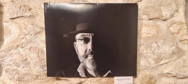 Fotografías para recordar al molinense Miguel Regino Hernández Pérez: exposición en 'La Cárcel'
