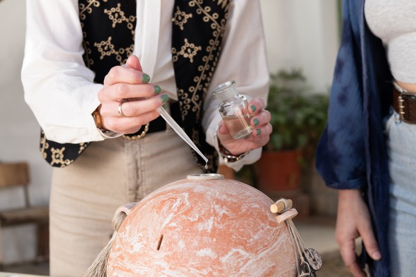 Iberchem introduce la artesanía de la Región en una feria en París