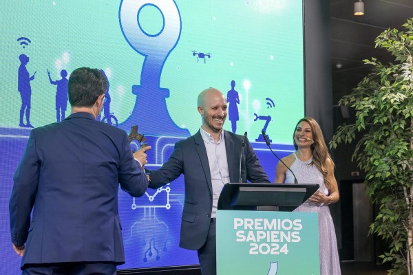 El COIICV entrega sus Premios Sapiens para reconocer la labor de profesionales de las TIC