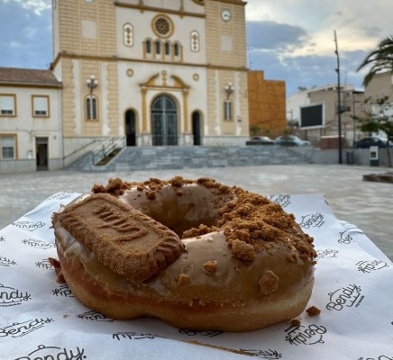 La Región se engancha a los 'donuts': de sabores sorprendentes a decorar paredes en bautizos