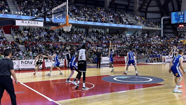 El Odilo lo tiene muy difícil para subir a la LEB Oro en Zamora tras perder en Cartagena por 60-69