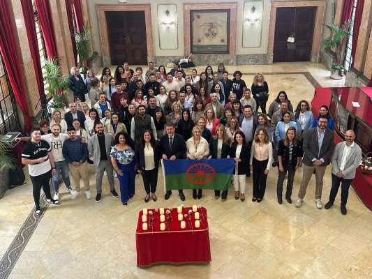 Murcia establecerá una estrategia para mejorar la insercción laboral del pueblo gitano