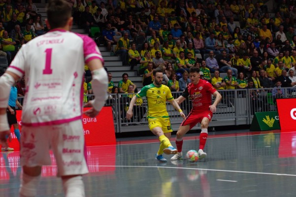 Triunfo de mérito y con premio: ElPozo es equipo de play off con cuatro partidos aún por jugar