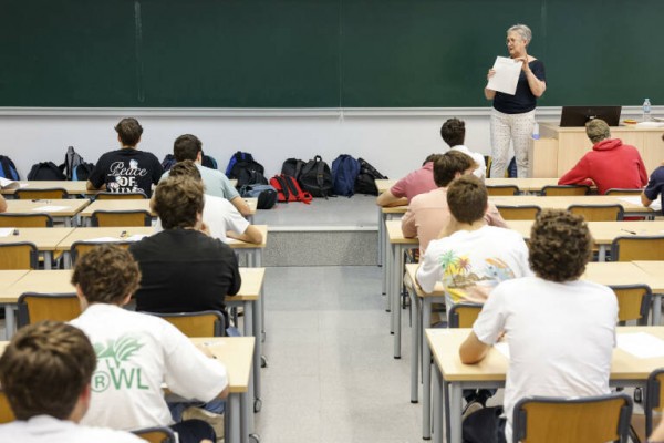 Educación aplaza las pruebas para obtener el título de técnico o técnico superior de FP por la Dana