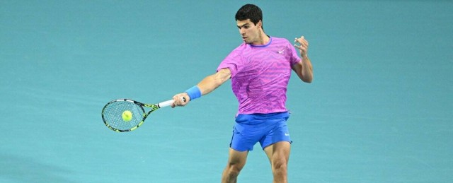 Alcaraz activa el modo apisonadora: vence a Monfils y ya está en octavos de Miami