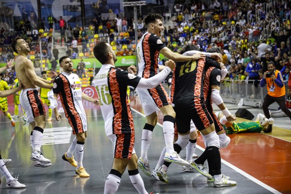 ElPozo elimina al campeón por penaltis y jugará la final de Copa ante el Barça en Cartagena