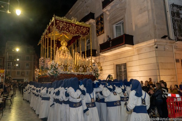 Así cerró Cartagena su día grande: con las procesiones del Señor del Lago y la primera california
