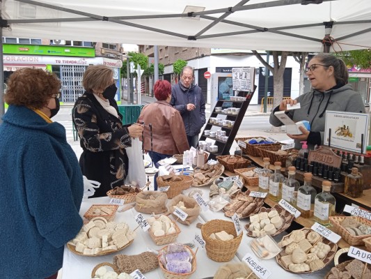 El Mercado Tradicional Villa de Alcantarilla llega a la Plaza Adolfo Suárez