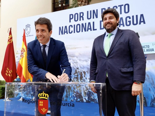 López Miras y Mazón unen sus lazos de 