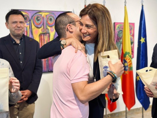 Artistas con síndrome de Down exponen un centenar de obras en Archena para 'Explorar la diversidad a través del arte'