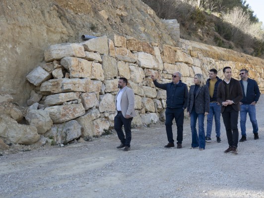 Barrachina visita las actuaciones a realizar en Culla y Sierra Engarcerán a través del Plan Impulsa