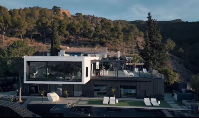 Ganga 'abre las puertas' de su casa en Murcia: de un humilde piso en El Palmar a esta espectacular vivienda en El Valle