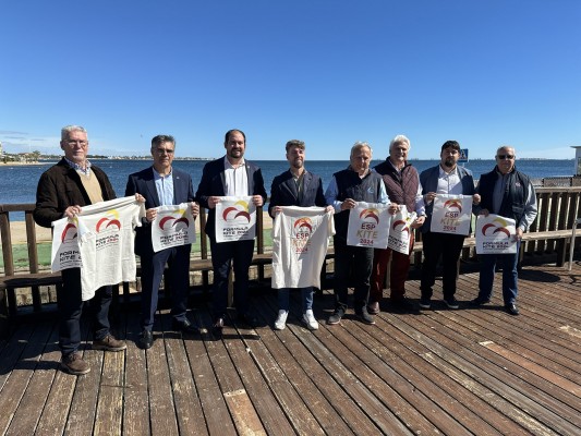 Los Alcázares reunirá a 150 regatistas de 40 países en el Nacional y el Europeo de Fórmula Kite 