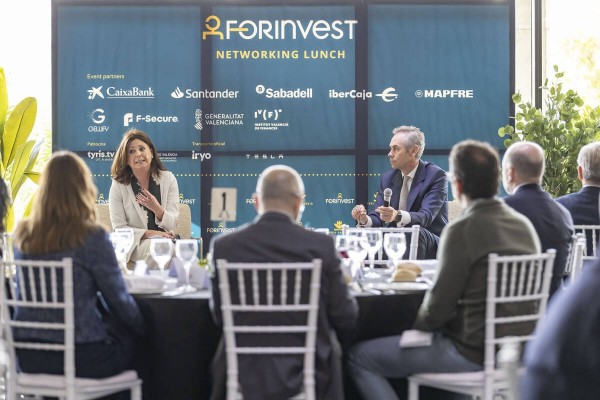 Ángeles Delgado (Fujitsu): 