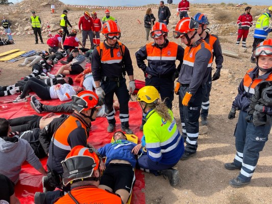 Alerta en el Aeropuerto de Corvera: un simulacro de accidente moviliza 250 personas