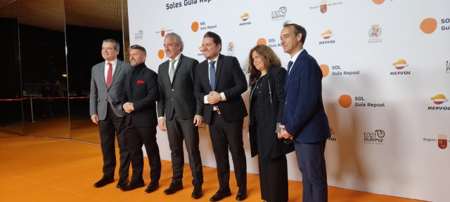 Siga aquí en directo la Gala de los Soles Guía Repsol 2024 que se celebra en Cartagena