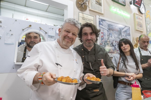 Las tapas de Chicote deleitan en Murcia a los amantes de la gastronomía