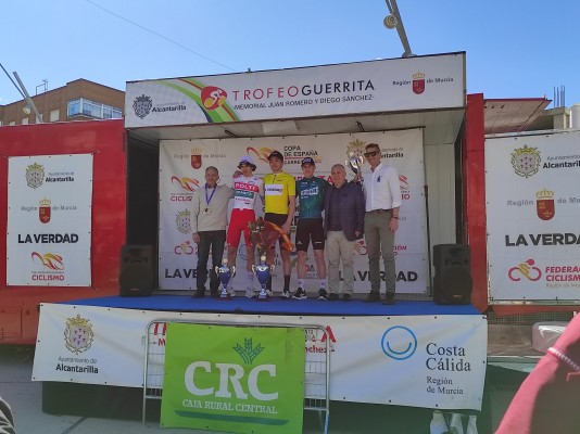 El ruso Lev Gonov, del equipo PC Baix Ebre, gana un Trofeo Guerrita que recuerda a Juan Pujalte