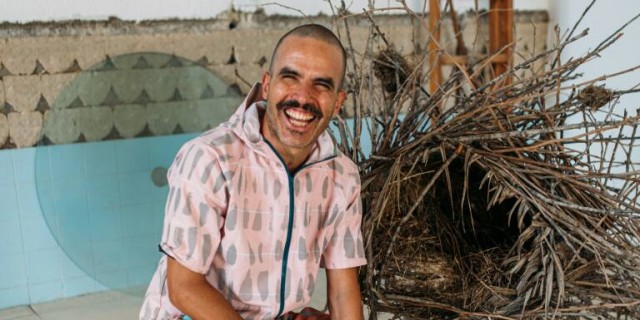 El taller en Puente Tocinos donde los Soles Repsol empiezan a brillar: Carlos Jiménez produce 150 premios en cerámica
