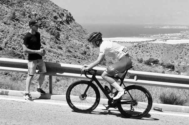 Muere en la carretera el joven Juan Pujalte, del Valverde Team y la selección murciana 