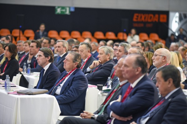 Los empresarios valencianos aprueban por primera vez la situación política valenciana