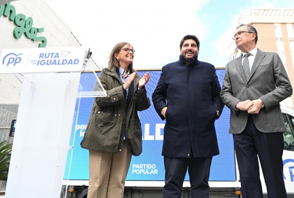 Miras, Ballesta y Carmen Fúnez reivindican 