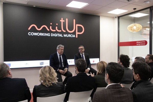La Cámara de Comercio de Murcia estrena un espacio de coworking para 50 usuarios