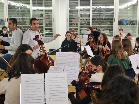 El Conservatorio de Caravaca se vuelca con el audiovisual 'El pequeño extraterrestre' del grupo Conversión 