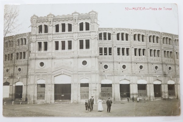 La historia de la Plaza de Toros de Murcia a través de sus partes de enfermería: nueva donación al AGRM 